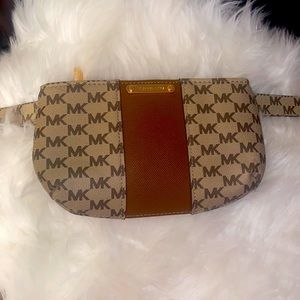 Michael Kors Fanny pack